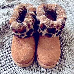 UGG Australia Fluff Mini Leopard Print Boots